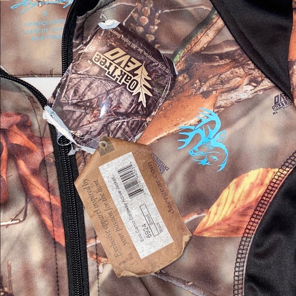BRAND NEW LEGENDARY Women’s Hunting Jacket - Picture 4 of 5